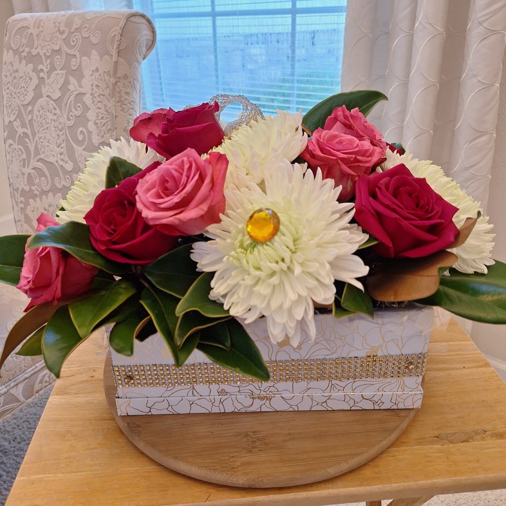 Signature Boxed Red and Pink Rose Floral Arrangement